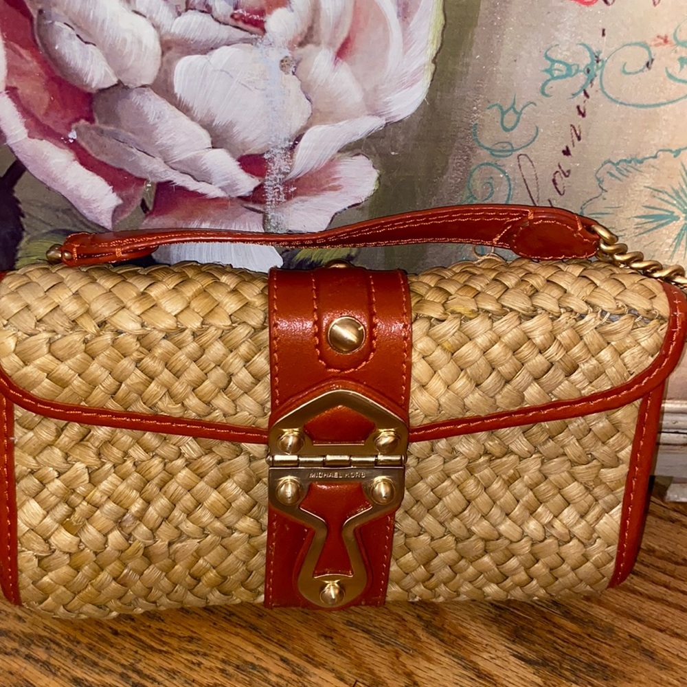 Michael Kors orange straw shoulder purse